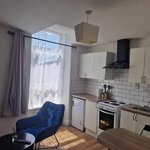 Beautiful 1-bed In Apartment
